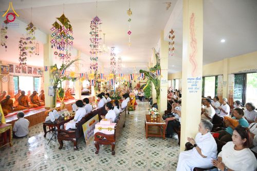 ภาพ No.175382:พิธีทอดกฐิน วัดซับดินดำ จ.สระบุรี ในโครงการกฐินสามัคคีทั่วไทย 30,000 วัด บูชาธรรม 80 ปี หลวงพ่อธัมมชโย โดยคณะศิษยานุศิษย์วัดพระธรรมกาย วันที่ 15 พฤศจิกายน พ.ศ. 2567