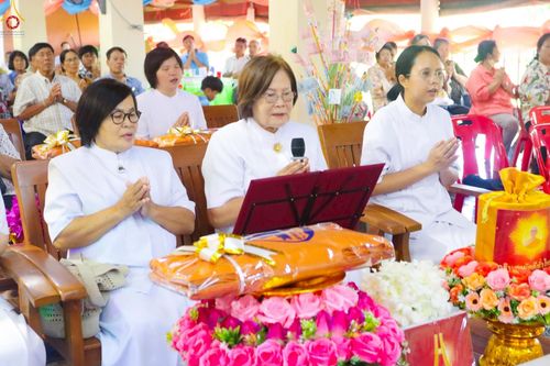 ภาพ No.258966:วันที่ 19 ตุลาคม พ.ศ. 2568 พิธีทอดกฐินสามัคคีทั่วไทย 30,000 วัด โดยคณะศิษยานุศิษย์ บูชาธรรม 81 ปี หลวงพ่อธัมมชโย ณ วัดไผ่สามตำลึง อ.บางเลน จ.นครปฐม