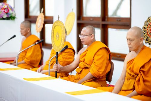 ภาพ No.237605:พิธีเจริญพระพุทธมนต์ ปฏิบัติธรรมเจริญสมาธิภาวนา และทำบุญตักบาตร ถวายพระราชกุศล เนื่องในโอกาสวันเฉลิมพระชนมพรรษา สมเด็จพระนางเจ้าสิริกิติ์ พระบรมราชินีนาถ พระบรมราชชนนีพันปีหลวง วันอังคารที่ 12 สิงหาคม พ.ศ. 2568  ณ อาคารปลูกศรัทธา 2 วัดพระธรรมกาย 