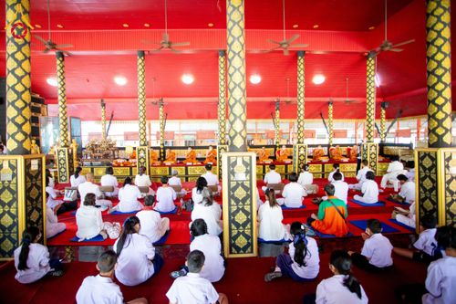 ภาพ No.205112:พิธีทอดผ้าป่าทำนุบำรุงศาสนสถาน ณ วัดบ่อทอง ตำบลคูขวาง อำเภอลาดหลุมแก้ว จังหวัดปทุมธานี ในโครงการธรรมยาตรา กตัญญูบูชา มหาปูชนียาจารย์ พระมงคลเทพมุนี(สด จนฺทสโร) พระผู้ปราบมาร อนุสรณ์สถาน 7 แห่ง ปีที่ 13 วันที่ 30 มกราคม พ.ศ. 2568 