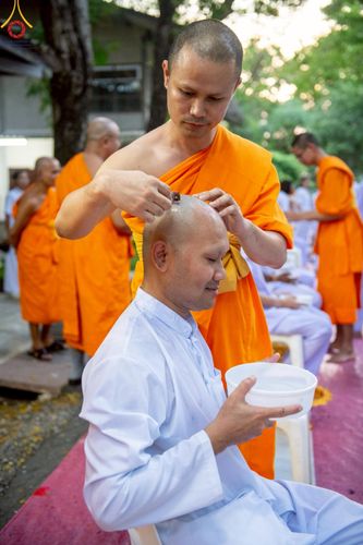 ภาพ No.216779:วันอาทิตย์ที่ 6 เมษายน พ.ศ. 2568 พิธีตัดปอยผม และปลงผมนาคธรรมทายาท โครงการบวชบูชาธรรม81ปี หลวงพ่อธัมมชโย โครงการ 1 และ 2 โครงการนานาชาติ AEC&WAB รุ่น CEO (ผู้บริหาร) รุ่นที่4 ณ หมู่บ้านบรรลุธรรม วัดพระธรรมกาย