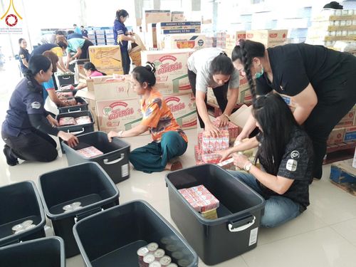 ภาพ No.125899:V.29 ทุ่มเท เพื่อโคราช การเตรียมงานของหน่วยงานต่างฯ เพื่อพิธีทำบุญเมืองนครราชสีมา ฉลอง 556 ปี ตักบาตรพระ 10,000 รูป ในวันเสาร์ที่ 2 มีนาคม พ.ศ.2567 ณ อนุสาวรีย์ท้าวสุรนารี จ.นครราชสีมา จัดโดย คณะสงฆ์จังหวัดนครราชสีมา ร่วมกับสำนักงานจังหวัดนครราชสีมา