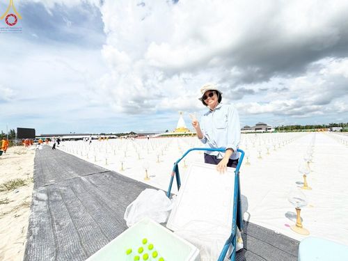 ภาพ No.211234:วันเสาร์ที่ 15 มีนาคม พ.ศ. 2568  การเตรียมงานของเจ้าหน้าที่ เพื่องานฉลองปทุมเจดีย์ ณ ศูนย์อบรมเยาวชนปัตตานี