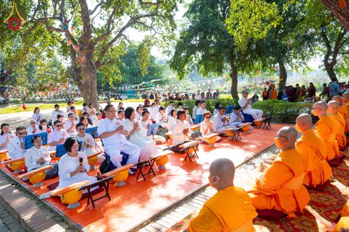 ภาพ No.130558:พิธีบรรพชาธรรมทายาท ในโครงการบรรพชา 1,250 รูป ณ แดนประสูติ สวนลุมพินี ประเทศเนปาล วันที่ 9 มีนาคม พ.ศ. 2567