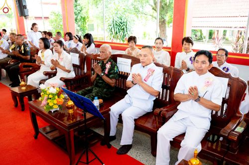 ภาพ No.234473:วันพฤหัสบดีที่ 24 กรกฎาคม พ.ศ. 2568 พิธีถวายสังฆทานแก่คณะสงฆ์ 323 วัด , พิธีมอบกองทุนหนุนแรงใจช่วยครูใต้ , พิธีทำบุญส่วนกุศลแด่ผู้วายชนม์ ในเหตุการณ์ความไม่สงบ 4 จังหวัด ชายแดนภาคใต้ (ปัตตานี , ยะลา , นราธิวาส , สงขลา) ปีที่ 21 ครั้งที่ 179 ณ วัดเวฬุวัน 