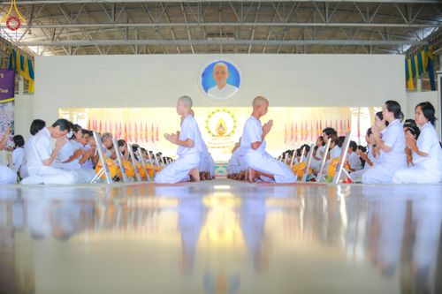 ภาพ No.180631:พิธีบรรพชาอุปสมบท โครงการอุปสมบทบูชาธรรมมหาปูชนียาจารย์ ประจำปีพุทธศักราช 2567 วันเสาร์ที่ 7 ธันวาคมพ.ศ. 2567 ณ วัดพระธรรมกาย จ.ปทุมธานี
