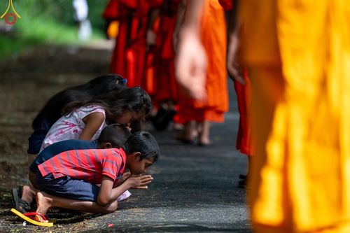 ภาพ No.139951:PhotoStory มหาศรัทธา ธรรมยาตราศรีลังกา EP.2 พิธีเปิดโครงการสยาม-ลังกา ธรรมยาตรา ฉลองเทศกาลวิสาขบูชาแห่งชาติ ศรีลังกา บูชาธรรม 80 ปีหลวงพ่อธัมมชโย เมื่อวันที่ 17 พฤษภาคม พ.ศ. 2567