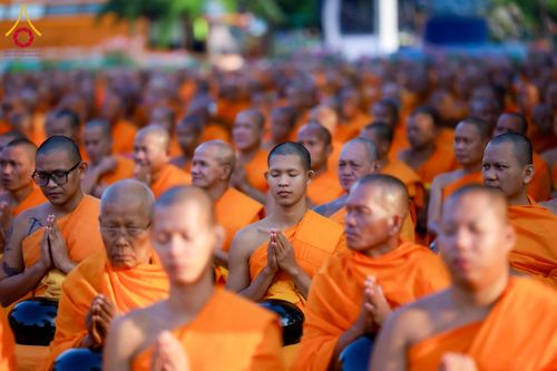 ภาพ No.312798:วันอาทิตย์ที่ 8 มีนาคม พ.ศ.2569 ทำบุญเมืองนครราชสีมา 558 ปี ตักบาตรพระ 10,000 รูป (ภาพชุดที่ 2)