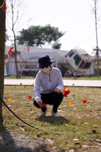 ภาพ No.109427:V.7 พลังใจ การเตรียมงาน เก็บงาน การรับบุญของเจ้าหน้าที่หน่วยงานต่างๆ เพื่อโครงการธรรมยาตรา กตัญญูบูชามหาปูชนียาจารย์ พระมงคลเทพมุนี (สด จนฺทสโร) พระผู้ปราบมาร อนุสรณ์สถาน 7 แห่ง ปีที่ 12 ระหว่างวันที่ 2 - 31 มกราคม พ.ศ.2567