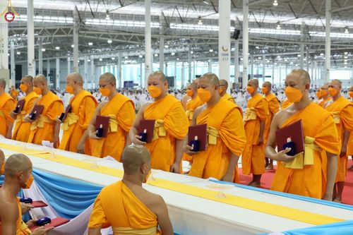 ภาพ No.75648:วัดพระธรรมกายจัด งานบุญวันอาทิตย์ต้นเดือน  มีกิจกรรมดังนี้ พิธีตักบาตร, พิธีบูชาข้าวพระ พระธรรมยาตรารับประกาศนียบัตร โครงการธรรมยาตราฯ ปีที่ 11 ในวันที่ 5 กุมภาพันธ์ พ.ศ. 2566 ณ วัดพระธรรมกาย อ.คลองหลวง จ.ปทุมธานี