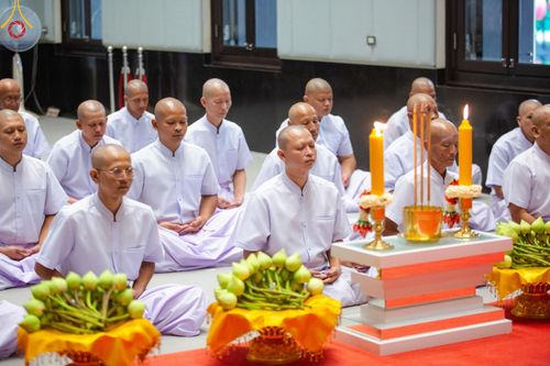 ภาพ No.156756:พิธีบรรพชาอุปสมบท ธรรมทายาท โครงการอุปสมบทหมู่บูชาธรรมครบรอบ 107 ปี วันครูผู้ค้นพบวิชชาธรรมกาย ณ โบสถ์พระไตรปิฏก วัดพระธรรมกาย วันเสาร์ที่ 14 กันยายน พ.ศ. 2567