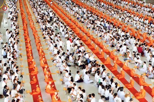 ภาพ No.215863:วันเสาร์ที่ 5 เมษายน พ.ศ. 2568 พิธีขอบรรพชา พิธีขอสรณคมน์และศีล  พิธีขอนิสสัย พิธีถวายบาตร ในโครงการบรรพชาสามเณรฟื้นฟูพระพุทธศาสนาทั่วไทย , โครงการหน่อแก้วเปรียญธรรม รุ่นที่ 13 ,  โครงการสามเณรยุวธรรมทายาท รุ่นที่ 33 , โครงการสามเณรมัชฌิมธรรมทายาท รุ่นที