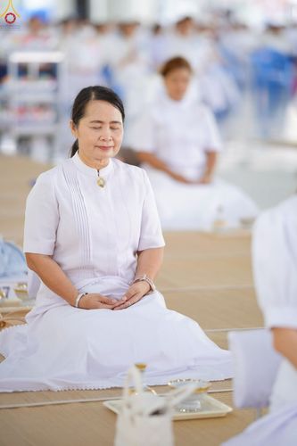 ภาพ No.229770:วันที่ 25 มิถุนายน พ.ศ. 2568 (แรม 15 ค่ำ เดือน 7) พิธีบุพเปตพลี ครั้งที่ 166 ร่วมอุทิศบุญแด่หมู่ญาติที่ล่วงลับไปแล้ว และสืบทอดอายุพระพุทธศาสนา ณ หอฉันคุณยายอาจารย์ฯ วัดพระธรรมกาย