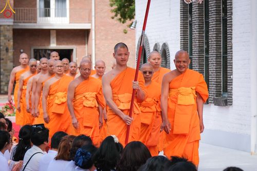 ภาพ No.83861:พิธีเวียนประทักษิณ,พิธีบรรพชาและพิธีอุปสมบทหมู่ ในโครงการอบรมพระธรรมทายาทในทวีปยุโรป  รุ่นที่ 9 วันอาทิตย์ที่ 16 กรกฎาคม พ.ศ. 2566 ณ วัดพระธรรมกายเบเนลักซ์  ประเทศเบลเยียม