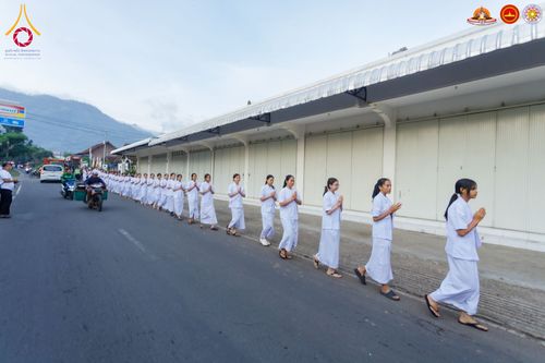 ภาพ No.280060:วันที่ 31 ธันวาคม พ.ศ. 2568 เดินธรรมยาตราที่บรมพุทธโธ อินโดนีเซีย