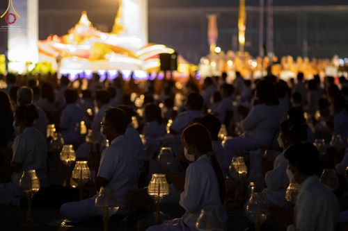 ภาพ No.75265:พิธีจุดประทีปถวายเป็นพุทธบูชา และบูชาธรรมมหาปูชนียาจารย์ ในโครงการธรรมยาตรากตัญญูบูชา มหาปูชนียาจารย์ พระมงคลเทพมุนี(สด จนฺทสโร) พระผู้ปราบมาร ปีที่ 11 ณ อนุสรณ์สถานลำดับที่ 7 สถานที่ขยายวิชชาธรรมกาย วัดพระธรรมกาย จ.ปทุมธานี วันที่ 31 มกราคม พ.ศ. 2566
