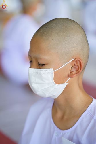 ภาพ No.79326:พิธีขอขมา มอบบาตรและผ้าไตร ในโครงการบรรพชาสามเณรฟื้นฟูพระพุทธศาสนาทั่วไทย โครงการอบรมยุวธรรมทายาท มัชฌิมธรรมทายาท และธรรมทายาทรุ่นอุดมศึกษา ณ สภาธรรมกายสากล วัดพระธรรมกาย วันเสาร์ที่ 1 เมษายน พ.ศ. 2566