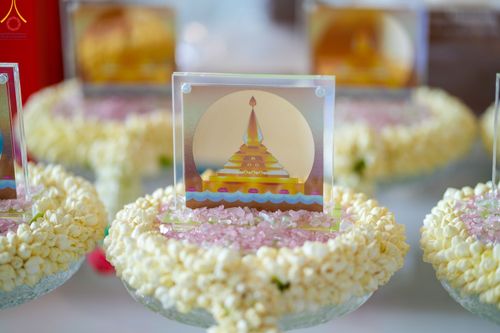 ภาพ No.78978:พิธีวางแผ่นจารึกชื่อ และพิธีวางพวงมาลัยสักการะพระบรมพุทธเจ้า ณ สภาธรรมกายสากล วัดพระธรรมกาย วันที่ 2 เมษายน พ.ศ. 2566