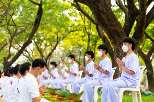 ภาพ No.80129:พิธีตัดปอยผมและปลงผมนาคธรรมทายาท โครงการอุปสมบทหมู่ธรรมทายาท พุทธศาสตร์สากลรุ่นที่ 7 (ภาคฤดูร้อน) วันอาทิตย์ที่ 9 เมษายน พ.ศ.2566