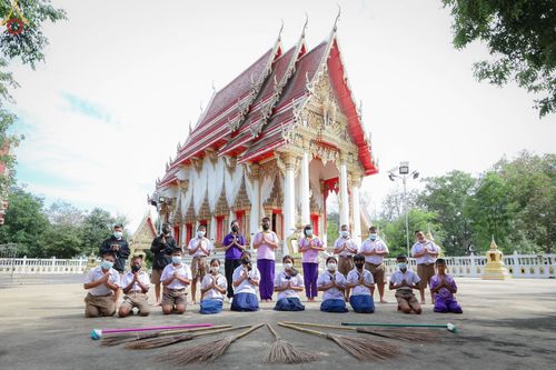 ภาพ No.67044:พิธีอุปสมบทวัดหนองกระดี่ อ.สองพี่น้อง จ.สุพรรณบุรี รับบุญจัดงานโดย สำนักพัฒนาเยาวชนโลก เมื่อวันที่ 7 ธันวาคม พ.ศ. 2565