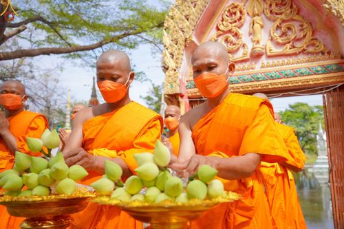 ภาพ No.66078:พิธีอุปสมบทวัดใหม่นพรัตน์ อ.สองพี่น้อง จ.สุพรรณบุรี รับบุญจัดงานโดยสำนักการศึกษา เมื่อวันที่ 7 ธันวาคม พ.ศ. 2565