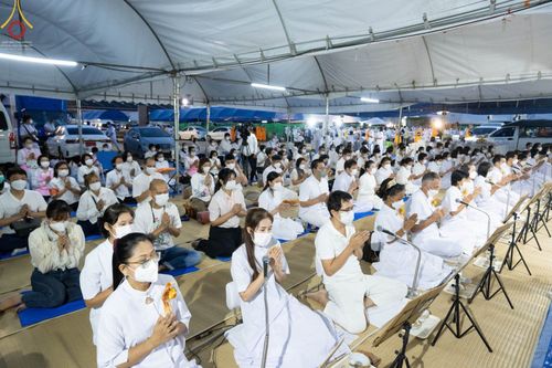 ภาพ No.70017:พิธีถวายภัตตาหารเป็นสังฆทาน แด่คณะพระธรรมยาตราฯ ในโครงการธรรมยาตราฯ ปีที่ 11 ณ อนุสรณ์สถานคลองบางนางแท่น อ.สามพราน จ.นครปฐม วันที่ 11 มกราคม พ.ศ. 2566