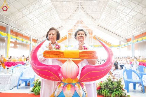 ภาพ No.64943:พิธีถวายมหาสังฆทาน 127 วัด วันอาทิตย์ที่ 27 เดือนพฤศจิกายน พ.ศ. 2565  ณ ศูนย์ปฏิบัติธรรมสมุทรปราการ ต.คลองด่าน อ.บางบ่อ