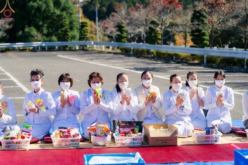 ภาพ No.63725:พิธีทอดกฐินสามัคคี สร้างพระนานาชาติ ณ ศูนย์ปฏิบัติธรรม "ธรรมกายนานาชาติโทชิหงิ" ประเทศญี่ปุ่น วันที่ 6 พฤศจิกายน พ.ศ. 2565