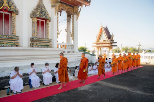ภาพ No.66580:พิธีอุปสมบทวัดเขาชีธรรมนิมิต อ.ศรีราชา จ.ชลบุรี รับบุญจัดงานโดยสำนักพัฒนาเยาวชนโลก เมื่อวันที่ 7 ธันวาคม พ.ศ. 2565