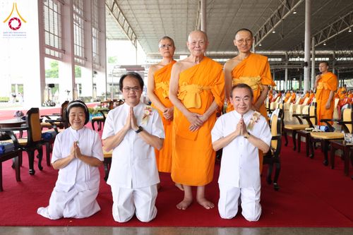 ภาพ No.316451:วันอาทิตย์ที่ 29 มีนาคม พ.ศ. 2569 พิธีทอดผ้าบังสุกุลและพิธีชำระร่าง โยมพ่อณรงค์ จินตมากุล  สิริอายุ 99 ปี 11 เดือน โยมบิดา พระครูปลัดรัตนวีรวัฒน์ (รังสฤษดิ์ อิทฺธิจินตโก) ที่ปรึกษาเจ้าคณะจังหวัดปทุมธานี เจ้าอาวาสวัดพระธรรมกาย  ณ ฌาปนสถานชั่วคราว ทางเข้า 