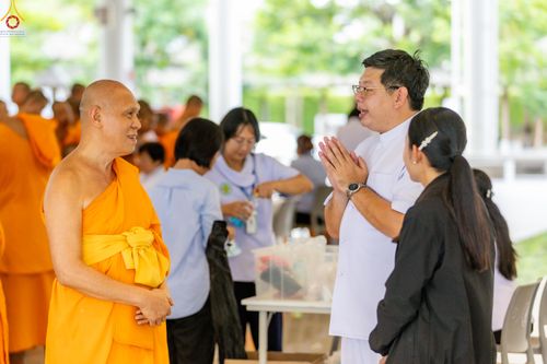 ภาพ No.331874:วันที่ 5 พฤษภาคม พ.ศ.2569 ศูนย์การแพทย์บุญรักษา ร่วมกับคลินิกใจใส จัดถวายวัคซีนป้องกันไข้หวัดใหญ่  แด่คณะพระภิกษุสามเณรกว่า 500 รูป