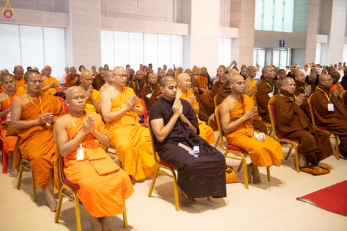 ภาพ No.311724:วันอังคารที่ 3 มีนาคม พ.ศ.2569 ปฏิบัติธรรมภาคสายวันมาฆบูชา พิธีถวายภัตตาหารเป็นสังฆทาน ณ สภาธรรมกายสากล วัดพระธรรมกาย