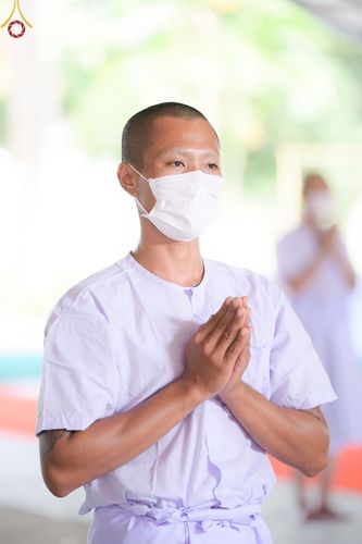 ภาพ No.65477:พิธีขอขมามอบผ้าไตร นาคธรรมทายาท ในโครงการอุปสมบทบูชาธรรม มหาปูชนียาจารย์ประจำปี 2565 ณ ศูนย์อบรมเยาวชนผาสุกวนิช จ.ราชบุรี วันที่ 19 พฤศจิกายน พ.ศ. 2565