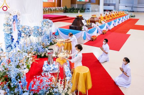 ภาพ No.90619:พิธีบำเพ็ญกุศลสวดพระอภิธรรม อุบาสกถาวร พรหมถาวร (อุบาสกผู้ปั้นพระ) วันอาทิตย์ที่ 15 ตุลาคม พ.ศ. 2566 ณ ห้องแก้วสารพัดนึก 1 สภาธรรมกายสากล วัดพระธรรมกาย จ.ปทุมธานี