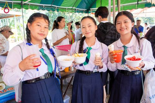 ภาพ No.184178:กิจกรรมวันรวมพลังเด็กดี V-Star จังหวัดตาก ประจำปี 2567  วันที่ 6 ธันวาคม พ.ศ. 2567 ณ วัดดอนเจดีย์ อ.พบพระ จ.ตาก