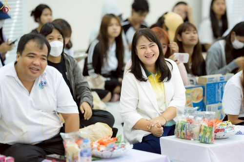 ภาพ No.243063:วันพฤหัสบดีที่ 4 กันยายน พ.ศ. 2568 เวลา 07.00-08.15 น. มหาวิทยาลัยเกษตรศาสตร์ กำแพงแสน ร่วมทำบุญตักบาตร Freshy KU85 พระสงฆ์ 85 รูป