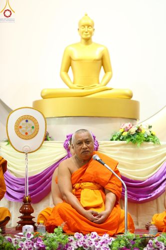 ภาพ No.107310:พิธีเจริญพระพุทธมนต์ ปฏิบัติธรรม มอบทุนการศึกษา ถวายสังฆทาน 140 วัด ณ ศุนย์ปฏิบัติธรรมพระมงคลเทพมุนี อ.สองพี่น้อง จ.สุพรรณบุรี วันเสาร์ที่ 6 มกราคม พ.ศ. 2567