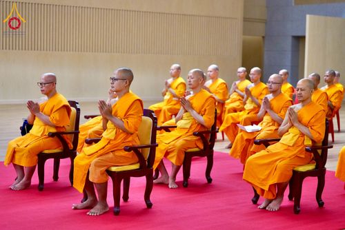 ภาพ No.237837:วันอาทิตย์ที่ 10 สิงหาคม พ.ศ. 2568 พิธีถวายไทยธรรมมุทิตาเปรียญธรรมและบาลีศึกษา ณ ห้องแก้วสารพัดนึก2 วัดพระธรรมกาย ปทุมธานี