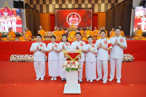ภาพ No.173785:พิธีทอดกฐิน ศูนย์ปฏิบัติธรรม "ธรรมโยธิน" วัดแก้วธรรมชัยมาเลเซีย วันที่ 27 ตุลาคม พ.ศ. 2567