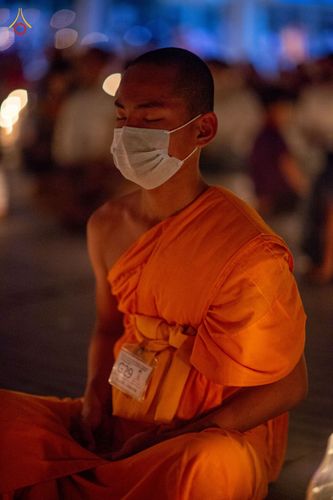 ภาพ No.76560:คณะสงฆ์และสามเณรบังกลาเทศ ปฎิบัติธรรมและจุดโคมประทีปถวายเป็นพุทธบูชา วันที่ 17 กุมภาพันธ์ พ.ศ. 2566