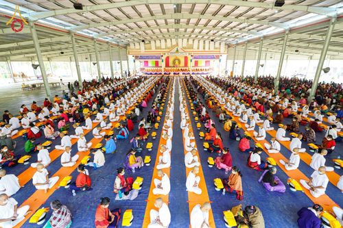 ภาพ No.75932:พิธีบรรพชาสามเณร ณ วัดปันชารี สันติปูร์ อรัญกฏิ เมืองคาร์กาชารี ประเทศบังกลาเทศ วันที่ 10 กุมภาพันธ์ พ.ศ. 2566