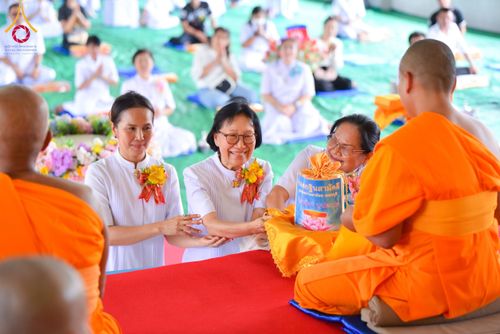 ภาพ No.164741:พิธีทอดกฐิน ณ ธุดงคสถานเขาย้อย เพชรบุรี สร้างอาคารปฏิบัติธรรม พระมงคลเทพมุนี(สด จนฺทสโร) ตำบลสระพัง อำเภอเขาย้อย จังหวัดเพชรบุรี วันอาทิตย์ ที่ 20 ตุลาคม พ.ศ. 2567