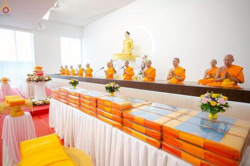 ภาพ No.254262:วันที่ 12 ตุลาคม พ.ศ. 2568 พิธีทอดกฐินสามัคคีวัดพระธรรมกายสิงคโปร์  新加坡法身寺功德衣法会 Dhammakaya Centre Singapore Kathina Ceremony  
