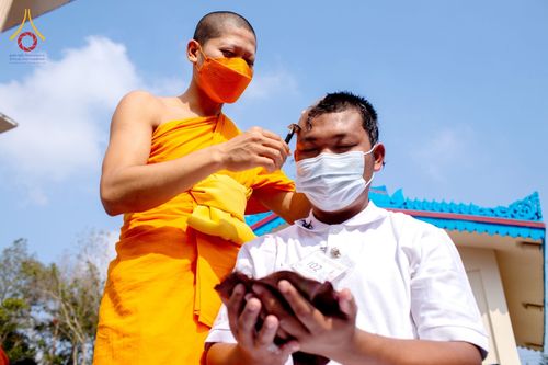 ภาพ No.75766:พิธีตัดปอยผม และ ปลงผมนาคธรรมทายาท ในโครงการบรรพชาสามเณรหมู่ครั้งที่ 3 วันที่ 9 กุมภาพันธ์ พ.ศ. 2566 ณ วัดเบงกาลี เมืองคากาจารี ประเทศบังกลาเทศ