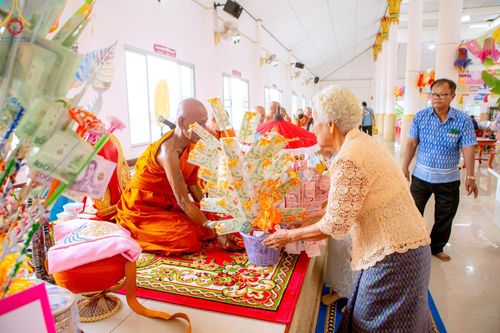 ภาพ No.163161:โครงการกฐินสามัคคีทั่วไทย 30,000 วัด บูชาธรรม 80 ปี หลวงพ่อธัมมชโย โดย คณะศิษยานุศิษย์วัดพระธรรมกาย ณ วัดยางตลาด อ.คลองเขื่อน จ.ฉะเชิงเทรา วันที่ 19 ตุลาคม พ.ศ. 2567