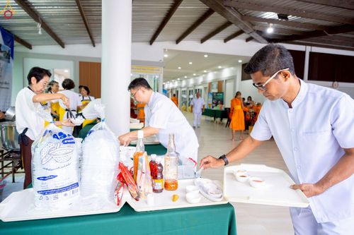 ภาพ No.245174:วันเสาร์ที่ 13 กันยายน พ.ศ. 2568 พิธีถวายสังฆทานแด่คณะสงฆ์ 323 วัด ปีที่ 21 ครั้งที่ 181 พิธีมอบกองทุนหนุนแรงใจช่วยครูใต้ ปีที่ 18 ครั้งทึ่ 144 และพิธีทำบุญอุทิศส่วนกุศลให้ผู้วายชนม์ ณ ศูนย์ปฏิบัติธรรมภาคใต้ จ.สงขลา