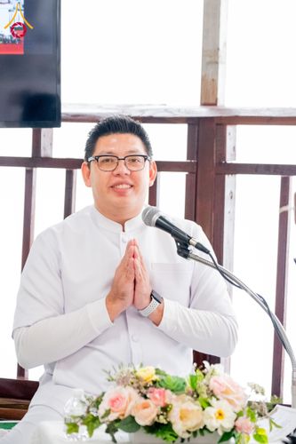 ภาพ No.135474:พิธีเจริญพระพุทธมนต์สมโภช แก้วบรมจักรพรรดิรัตนอนันต์ สถาปนาอาคารปฏิบัติธรรม แก้วธรรมชัยรัตนอนันต์ บูชาธรรมเนื่องในโอกาสอายุวัฒนมงคล 80 ปี หลวงพ่อธัมมชโย (22 เมษายน พ.ศ. 2567) วันพุธที่ 3 เมษายน พ.ศ. 2567 ณ วัดพระธรรมกายเทนเนสซี ประเทศสหรัฐอเมริกา