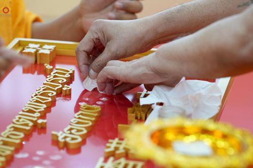 ภาพ No.233686:วันอาทิตย์ที่ 6 กรกฎาคม พ.ศ.2568 พิธีสมโภช 15 ปี วัดพระธรรมกายเกาลูน และพิธีมุทิตาสักการะเปรียญธรรม 9 ประโยค ณ วัดพระธรรมกายเกาลูน เขตปกครองพิเศษฮ่องกง สาธารณรัฐประชาชนจีน