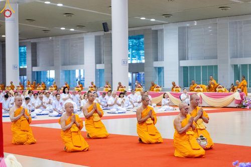 ภาพ No.57960:พิธีมุทิตาสักการะพระสังฆาธิการ ผู้ที่ได้รับพระราชทานเลื่อนและตั้งสมณศักดิ์ ปีพุทธศักราช 2567 วันอาทิตย์ที่ 28 เมษายน พ.ศ. 2567 ณ วัดพระธรรมกาย จ.ปทุมธานี