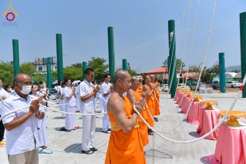 ภาพ No.131516:พิธีทอดผ้าป่ายกค้ำฟ้ามหามงคล อาคาร 80 ปี หลวงพ่อธัมมชโย ณ ศูนย์ปฏิบัติธรรมวิหารแดง ต.เจริญธรรม อ.วิหารแดง จ.สระบุรี วันที่ 17 มีนาคม พ.ศ. 2567